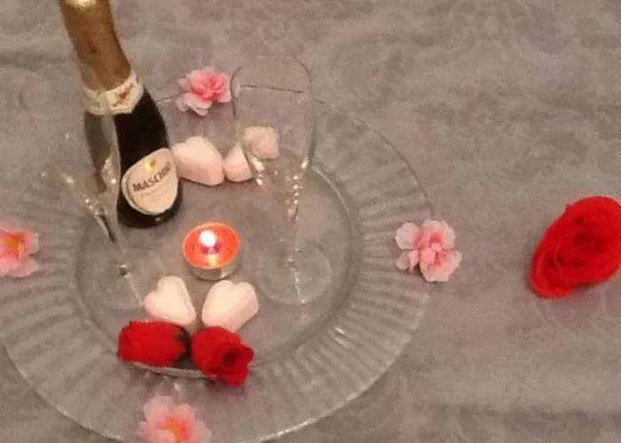 Tenuta Del Re Oda ve Kahvaltı Contrada (Campania)