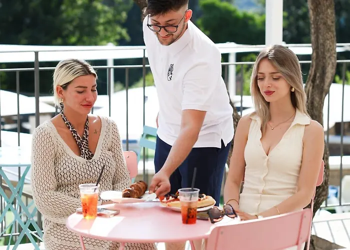 Oda ve Kahvaltı Tenuta Del Re *